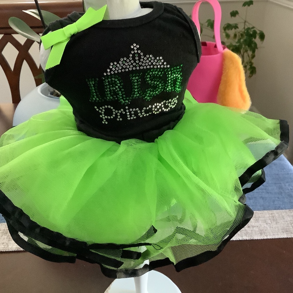 Doll clothing